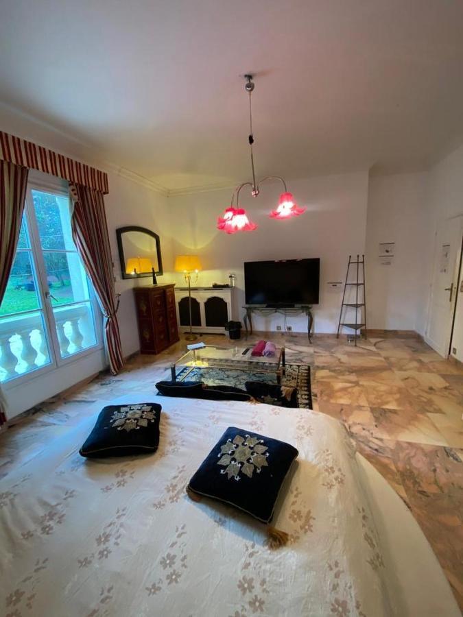 Bed and Breakfast La Demeure D'Iris Bougival Exteriér fotografie